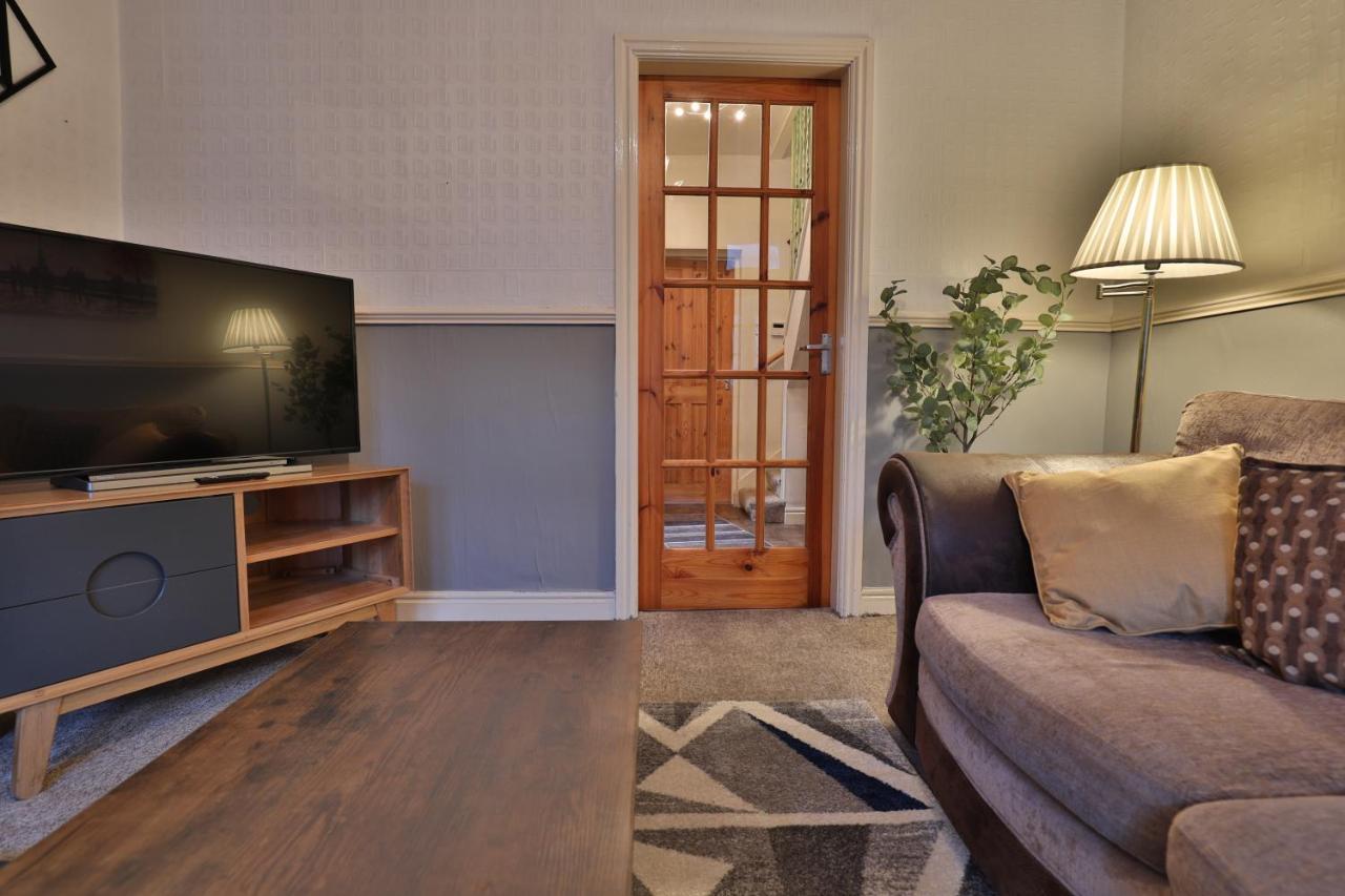 Devon St - Cozy Home, Free Easy Parking! Kingston upon Hull Exterior photo