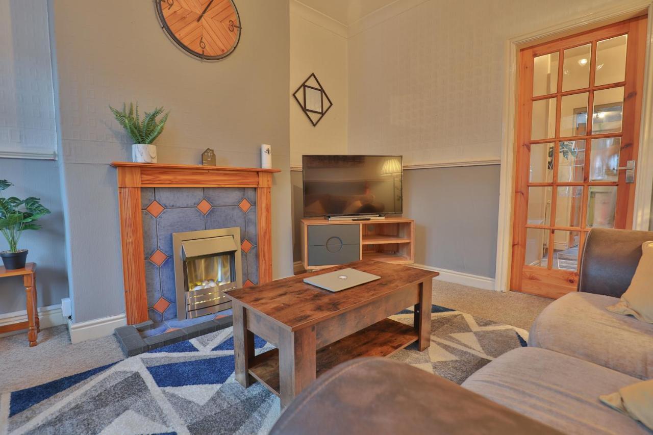 Devon St - Cozy Home, Free Easy Parking! Kingston upon Hull Exterior photo