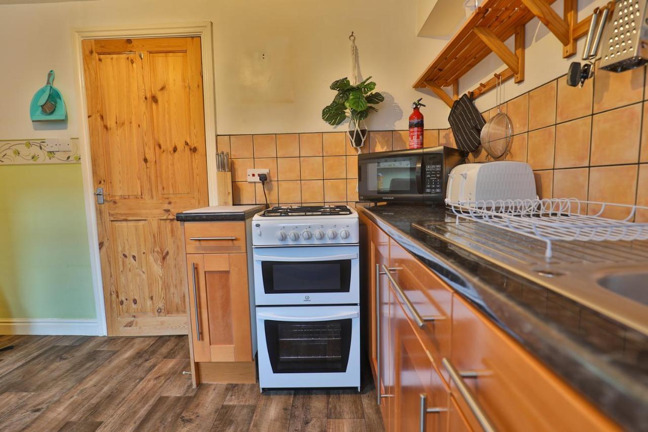 Devon St - Cozy Home, Free Easy Parking! Kingston upon Hull Exterior photo